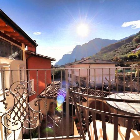 Sentieri Del Garda Acomodação com café da manhã Arco Exterior foto